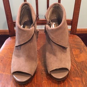 Steve Madden Sued Heels