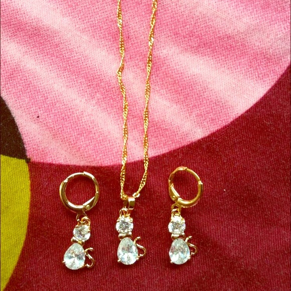 18k gold plated cat Lovers Delicate pendant set 💎