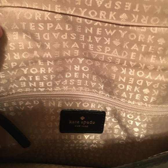 Kate spade black leather bag with gold hardware - Picture 3 of 4