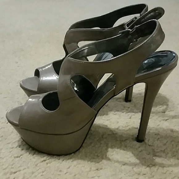 Carlos shoes size 6.5