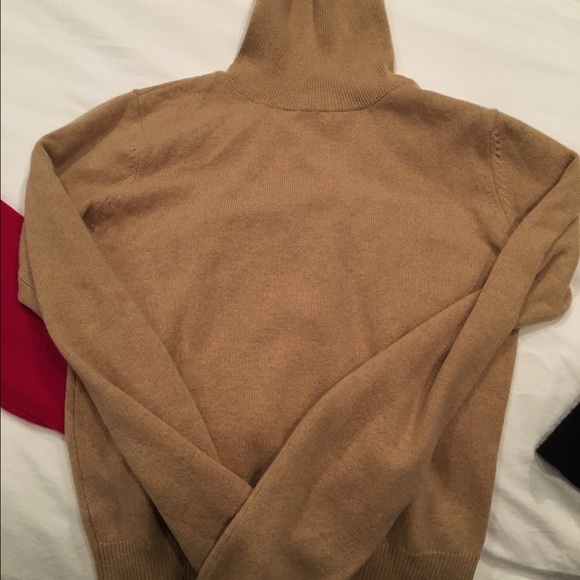 Bcbg cashmere turtleneck