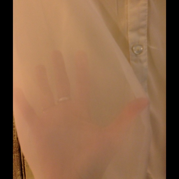 Sheer button down tank - Picture 2 of 2