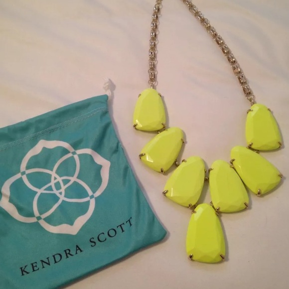 Kendra Scott Lime Green Harlow Necklace