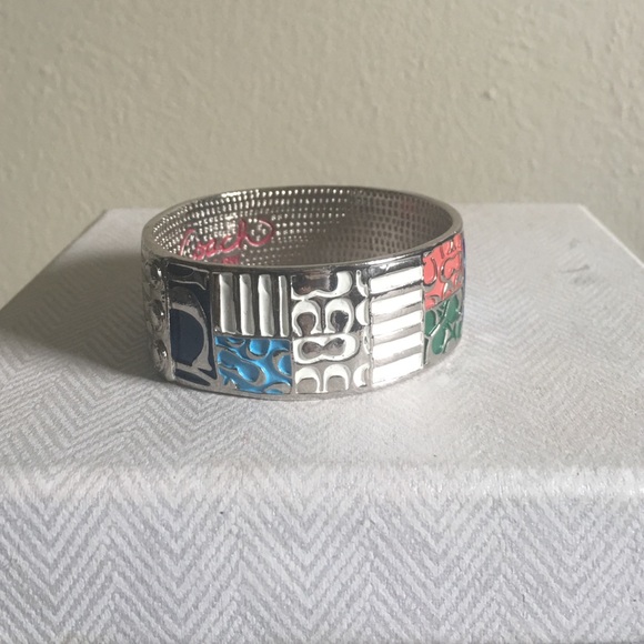 Coach bangle bracelet. - Picture 4 of 4