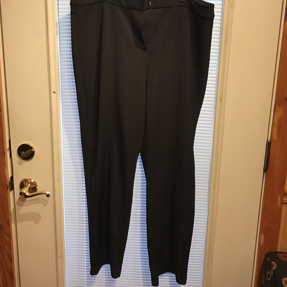 Chico's size 2. Trouser dress pants. Like new