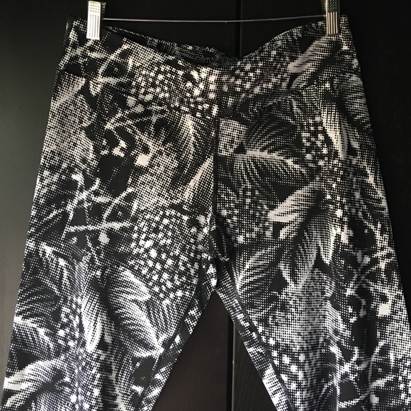 Calvin Klein Capri Legging
