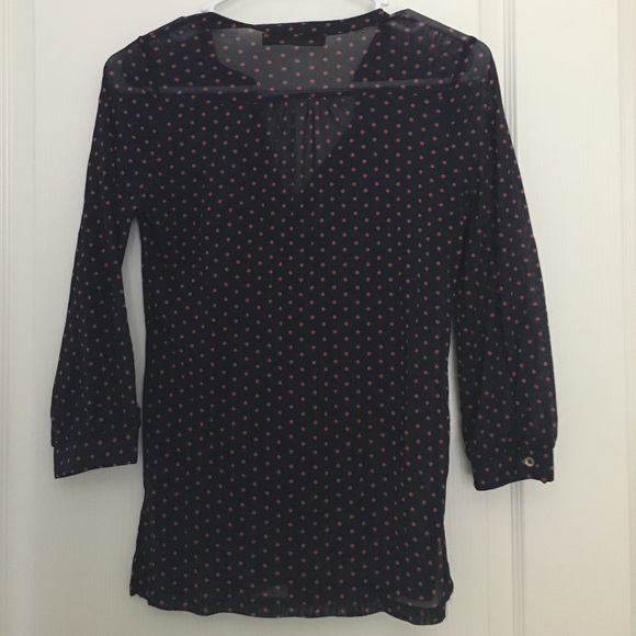 The Limited mesh style sheer top worn once XS - Picture 3 of 4