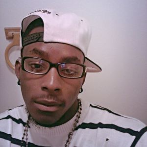 Meet your Posher, Deandre