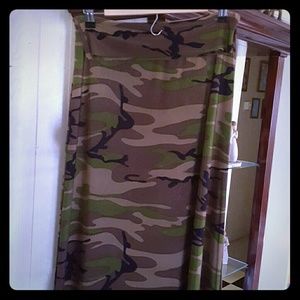 Camouflage maxi skirt NWOT