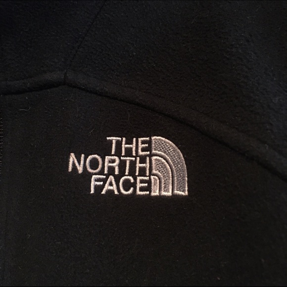 The north face jacket - Picture 3 of 4