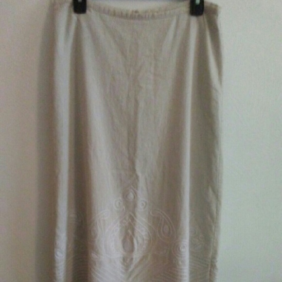 Carole Little Embroidered Skirt