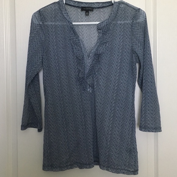 New w/o tags sheer top from The Limited. Size XS.