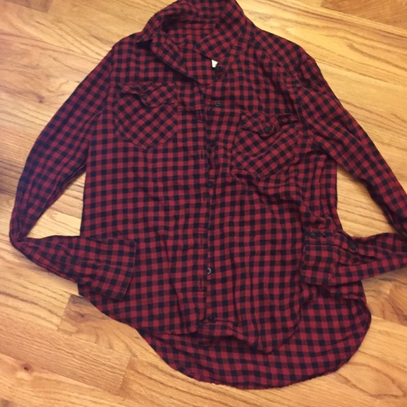 black and white checkered flannel