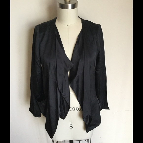 Line & Dot shiny 100% silk open front jacket.