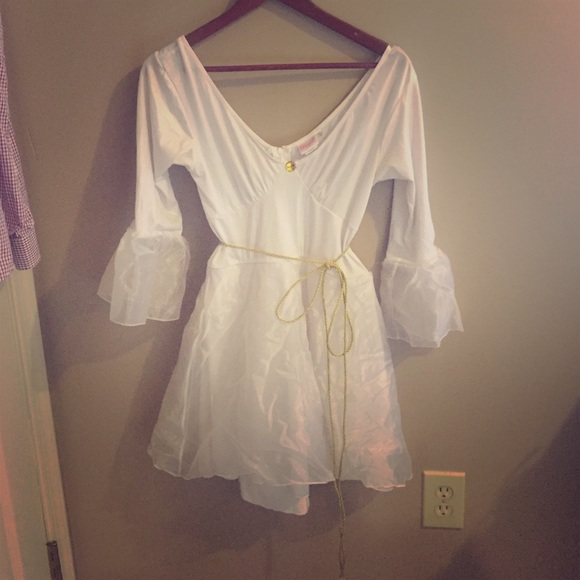 Costume