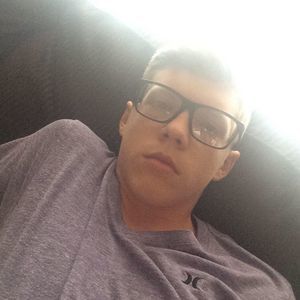 Meet your Posher, Dakota