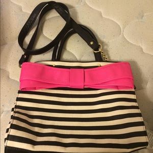 Betsy Johnson pink bow black and white bag