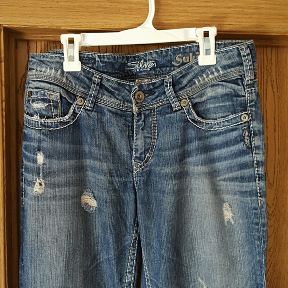 Silver jeans. Suki straight leg