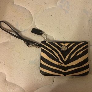 Coah zebra wristlet