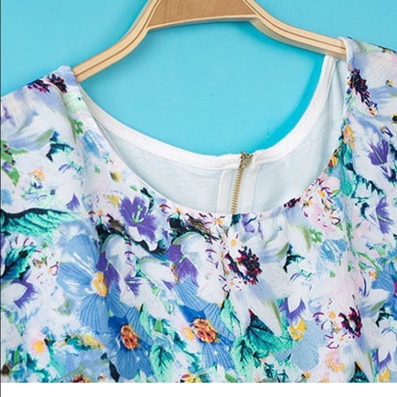 Cute top! - Picture 2 of 4