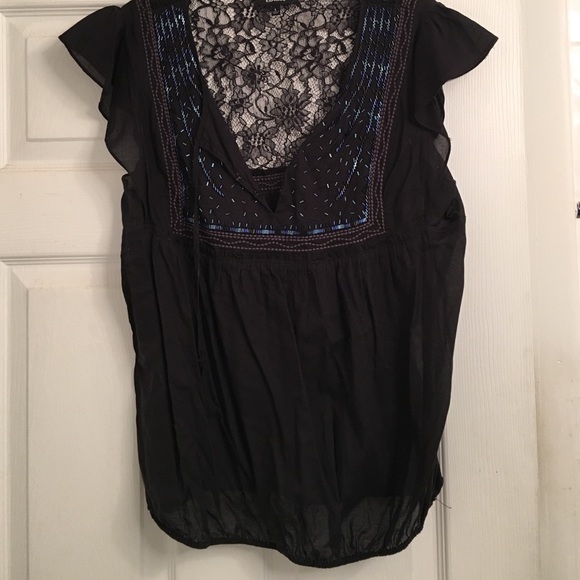 Ruffle sleeve shirt