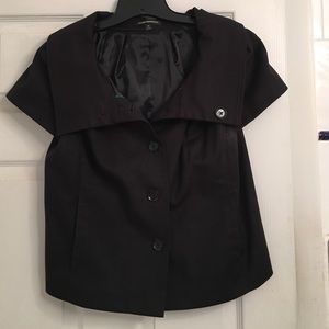 Short sleeve blazer