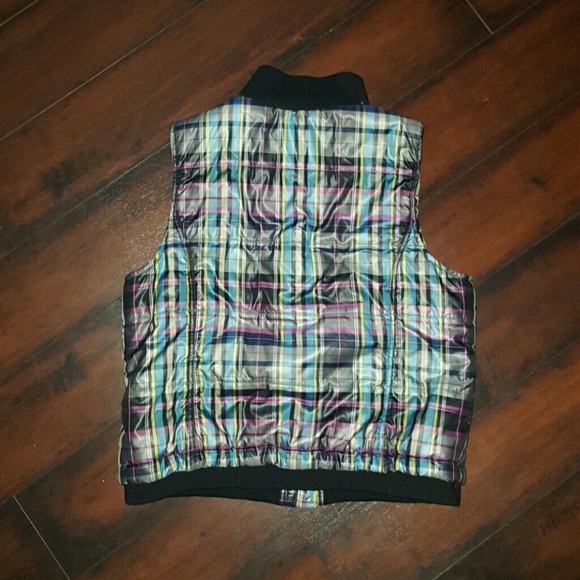 Vest - Picture 2 of 2