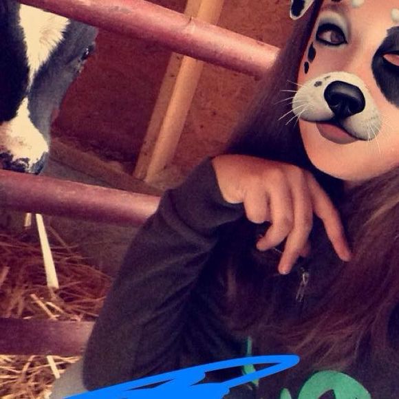 Meet your Posher, Lindsey - Picture 1 of 1