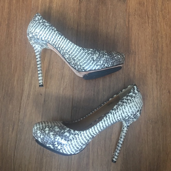 L.A.M.B snakeskin pump