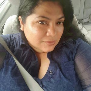 Meet your Posher, Gloria