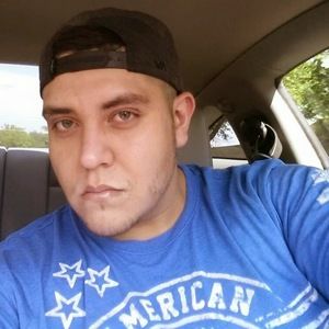 Meet your Posher, Luis