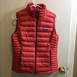 Patagonia down vest size M