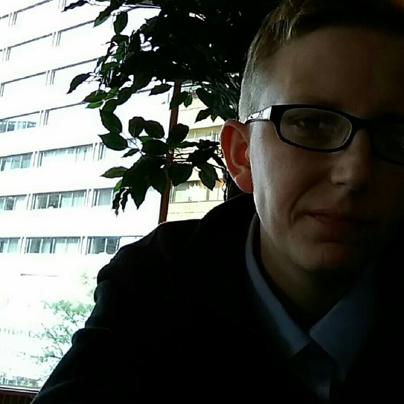 Meet your Posher, David - Picture 1 of 1