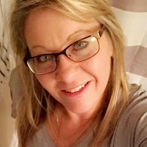 Meet your Posher, Kelli