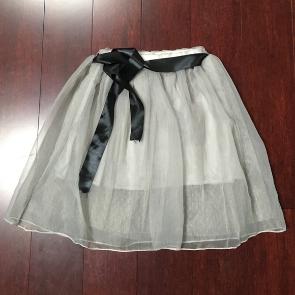 Grey tulle ribbon skirt