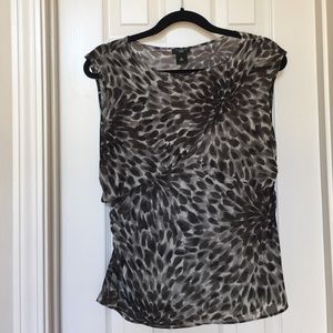 NWOT Ann Taylor Gray and Black Blouse