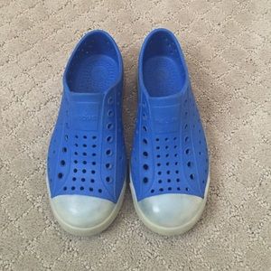 Blue 'Jefferson Glow' Native shoes, C13