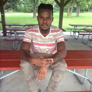 Meet your Posher, Walay