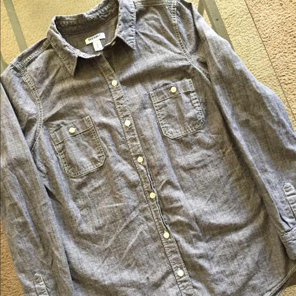New! Sz S~Button Down - Picture 1 of 4