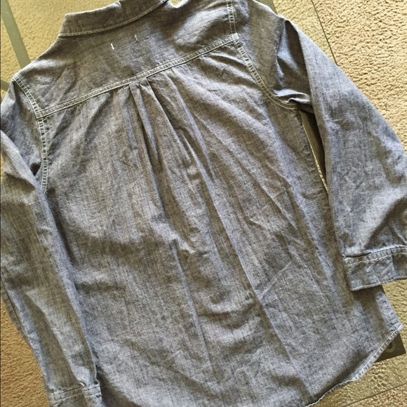 New! Sz S~Button Down - Picture 4 of 4