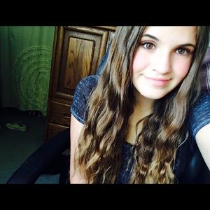 Meet your Posher, Mikayla