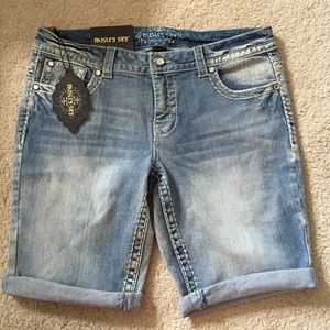 Paisley Sky Jean Shorts!