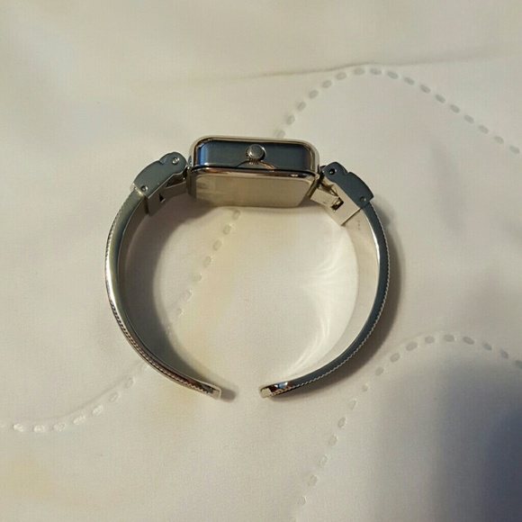 Premier Design Watch - Picture 2 of 3