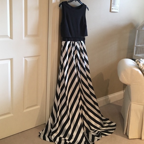 JUST REDUCED!  Fabulous Formal Dress