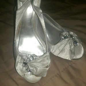 Silver open-toe 1.5" heel