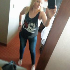 Meet your Posher, Alyssa