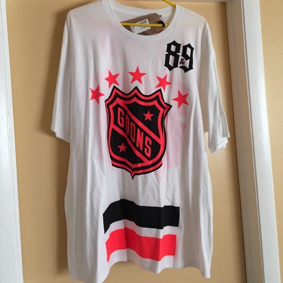 Goons infrared and white tshirt