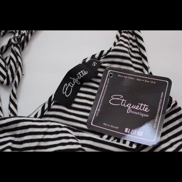 NWT! Etiquette boutique romper. Size small. - Picture 3 of 3