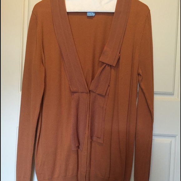 Cardigan - Picture 1 of 3