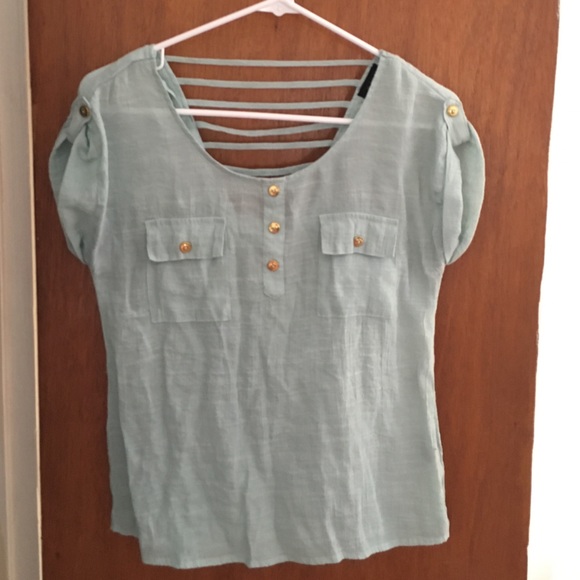 Cutout back blouse - Picture 1 of 3